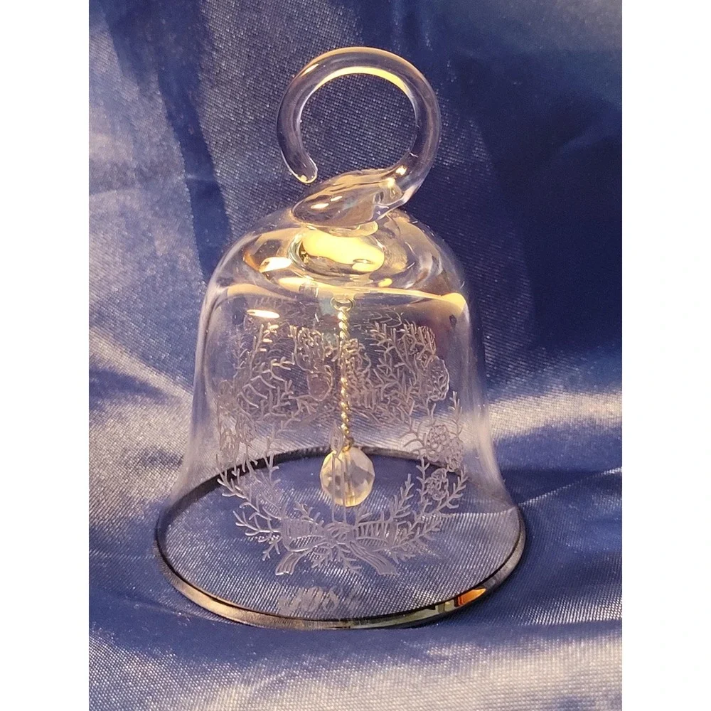 Vintage Etched Crystal Bell Lenox Christmas 1984 Glass Wreath Design Silver Trim